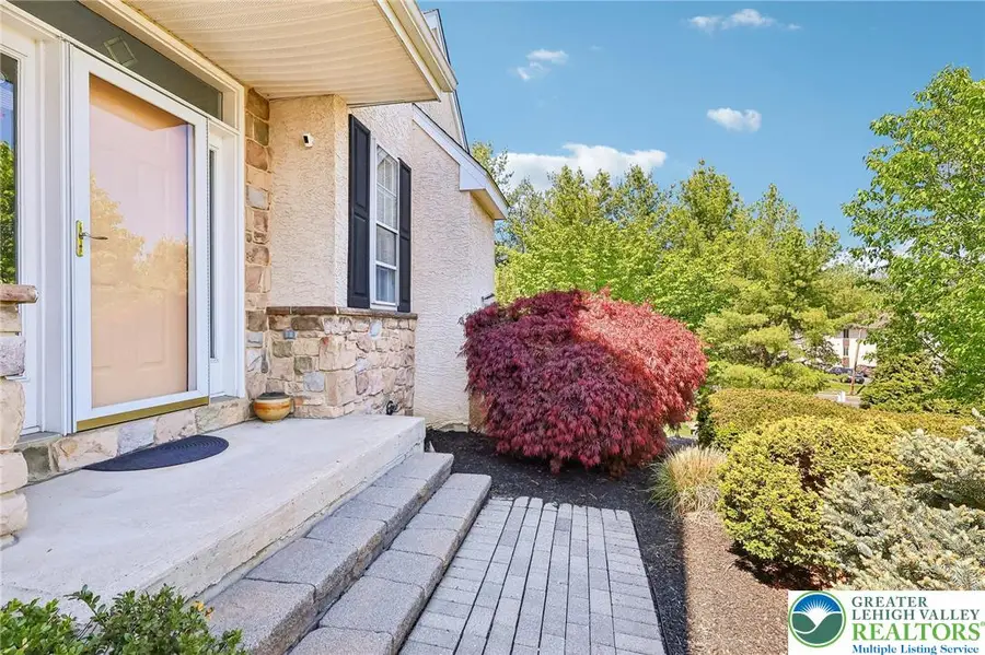 528 Parkside Court, Allentown, PA 18104 - #2