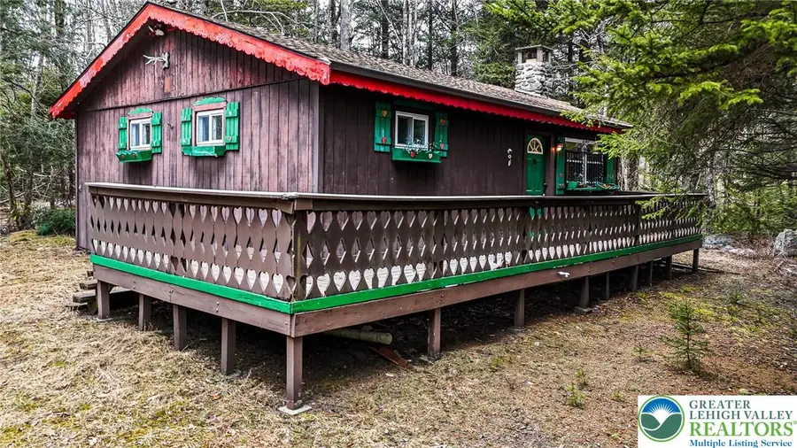 5211 Fir Lane, Pocono Summit, PA 18346 - #2