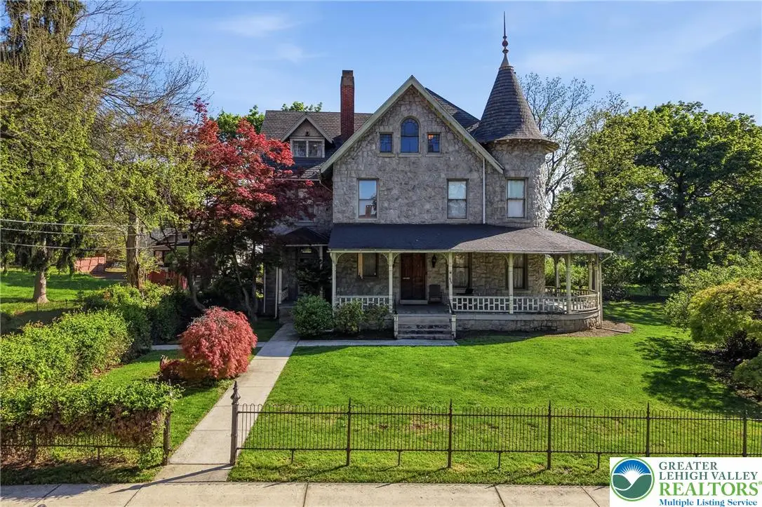 533 4th Street, Catasauqua, PA 18032 - #1
