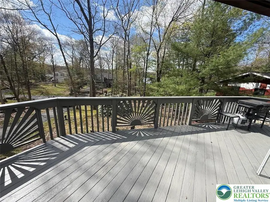 242 Mountain Lake Drive, Delaware, PA 18328 - #2