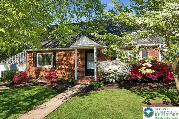 2351 W Greenleaf Street, Allentown City, PA 18104