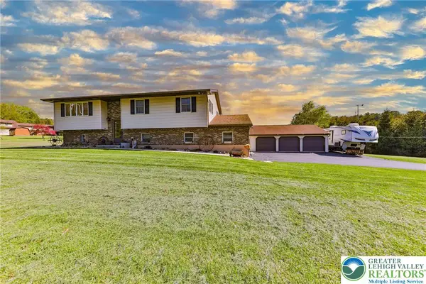 1040 Stagecoach Road, Towamensing Twp, PA 18235
