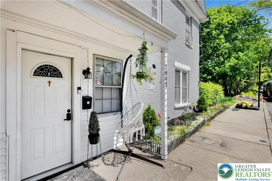 1043 Nesquehoning Street, Easton, PA 18042 - #2