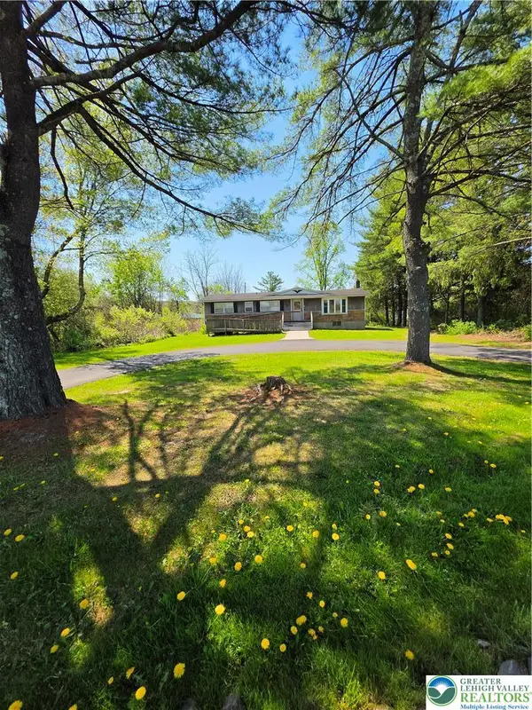 114 Greenview Drive, Chestnuthill Twp, PA 18322
