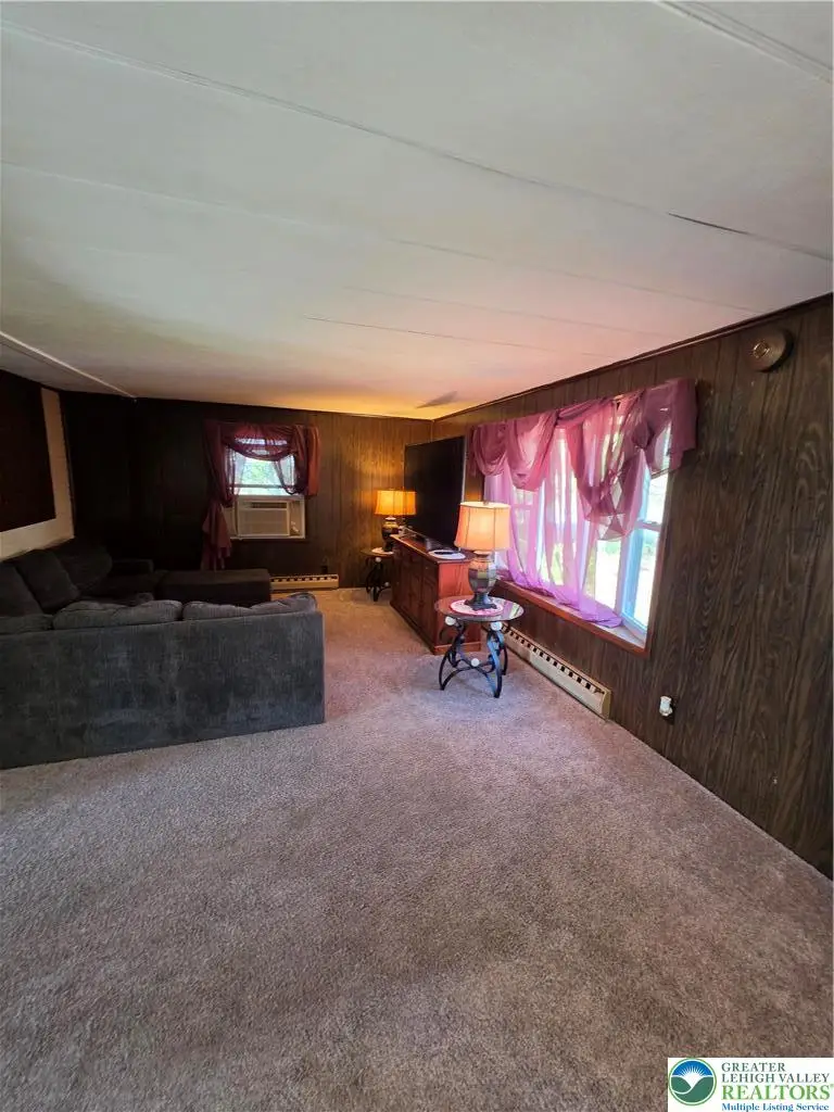 114 Greenview Drive, Chestnuthill, PA 18322 - #3