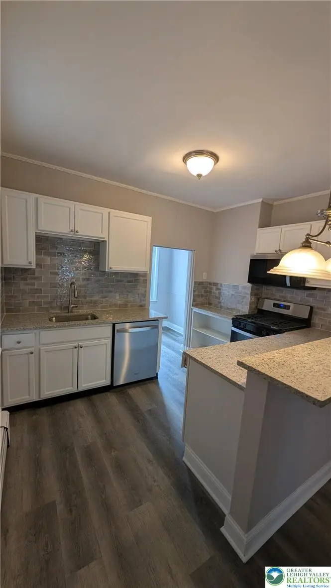 127 W Susquehanna Street, Allentown, PA 18103 - #3