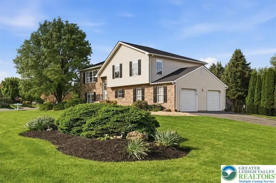 130 Debbie Lane, Easton, PA 18045 - #2
