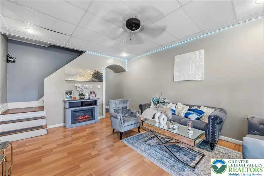 3 N 22nd Street, Pottsville, PA 17901 - #2