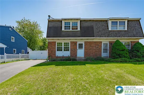 130 Ellen Way, Lower Salford Twp, PA 19438