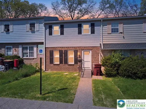 21 Madison Lane, Whitehall Twp, PA 18052