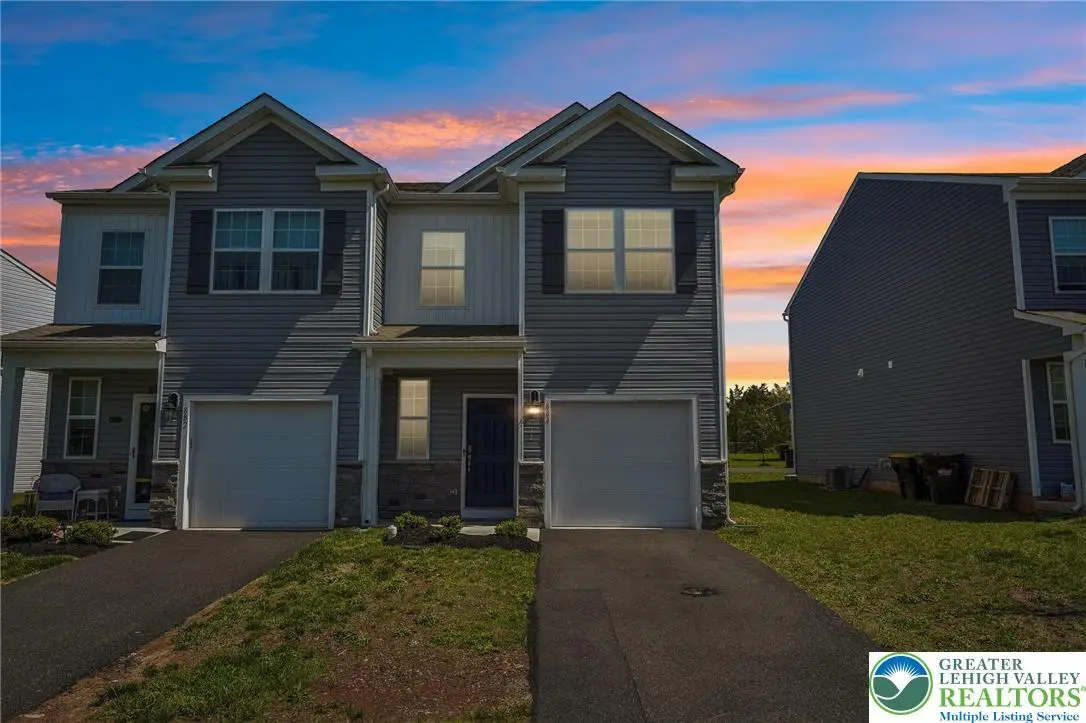 884 Still Waters Lane, Pennsburg, PA 18073 - #1