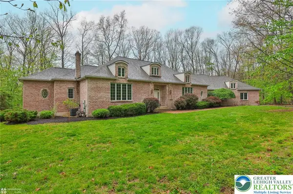 1946 Kyle Drive, Stroudsburg, PA 18360