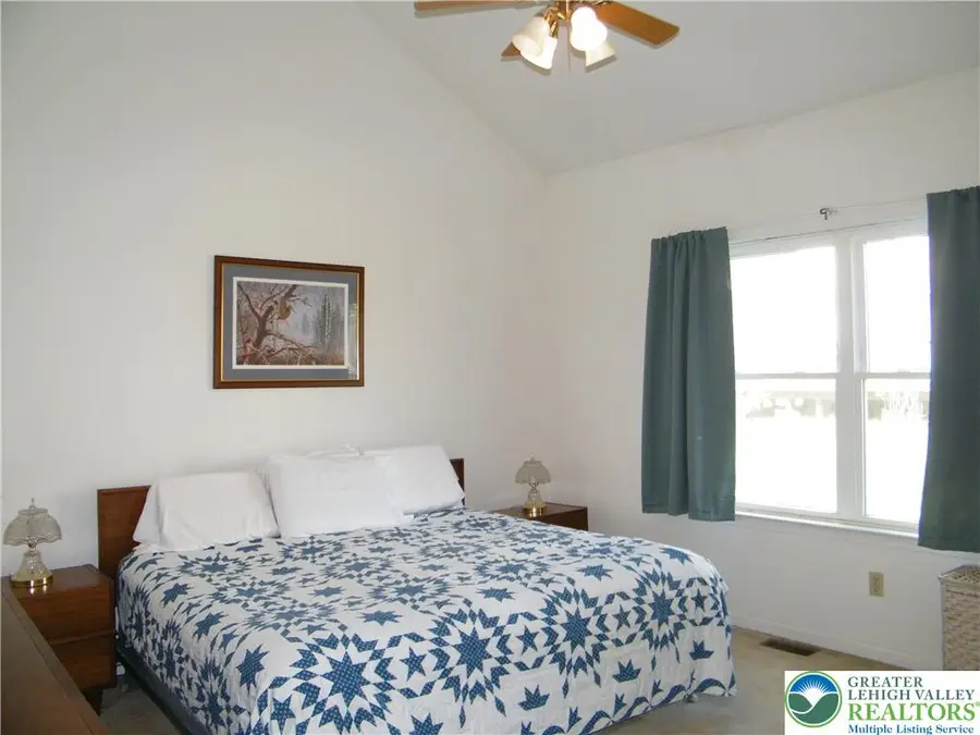 322 Surrey Place #322, Macungie, PA 18062 - #2