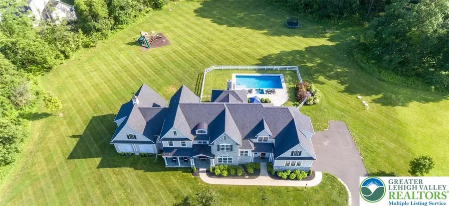 715 Arrowhead Lane, Upper Macungie, PA 18031 - #2