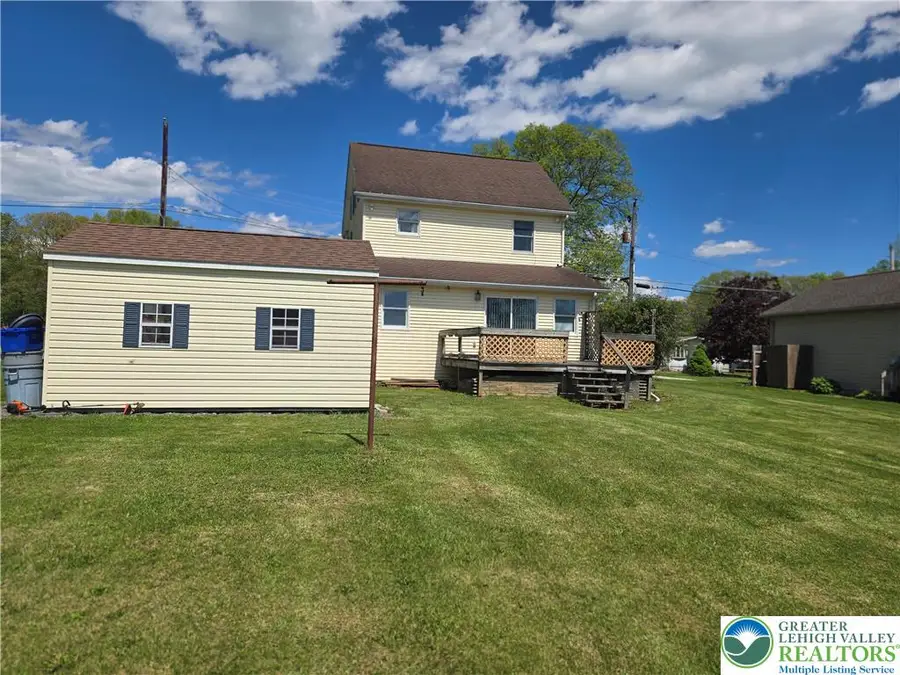 8662 Ashfield Road, Washington, PA 18080 - #2