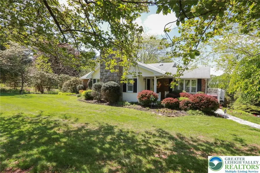 5301 S Mountain Drive, Upper Milford, PA 18049 - #3