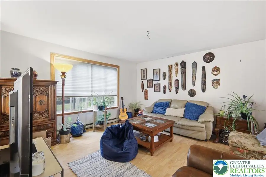 1197 Hunters Woods Drive, East Stroudsburg, PA 18301 - #3