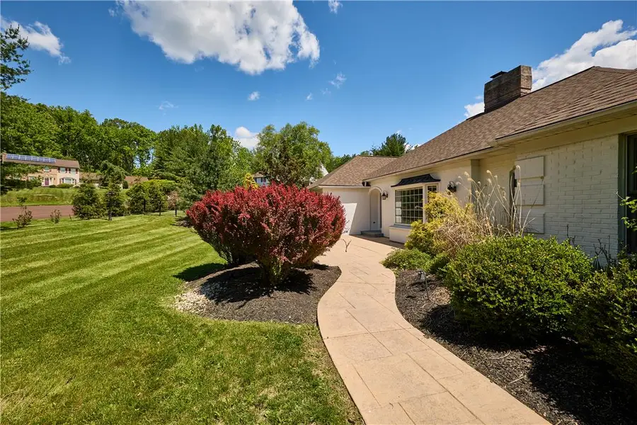 1989 W Point Drive, Lower Saucon, PA 18015 - #2