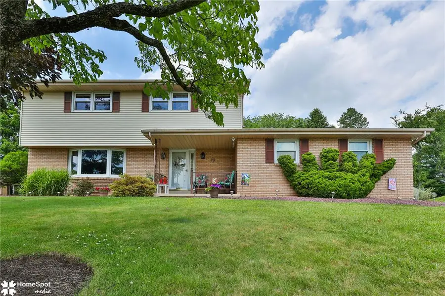 2831 Vista Drive, North Whitehall, PA 18037 - #3