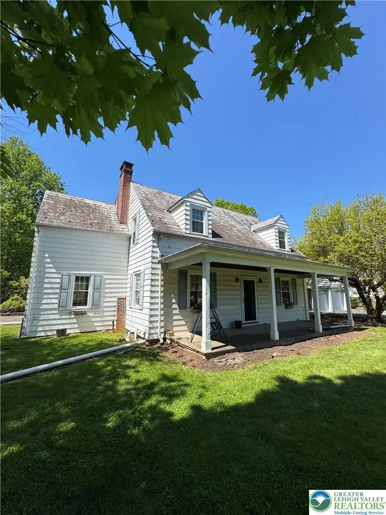 930 N Garibaldi Avenue, Washington, PA 18013 - #1