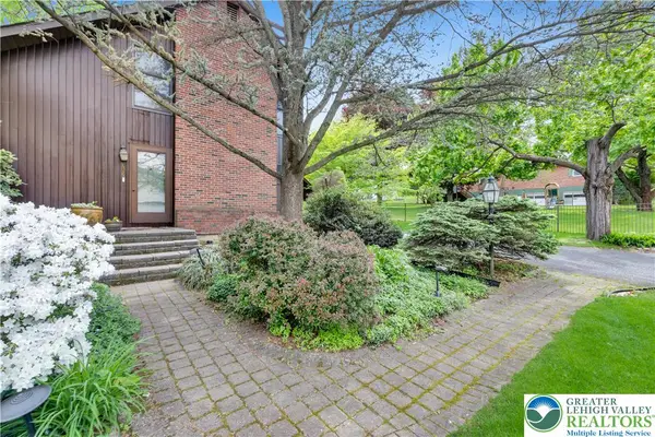 426 Moravian Street, Nazareth Boro, PA 18064