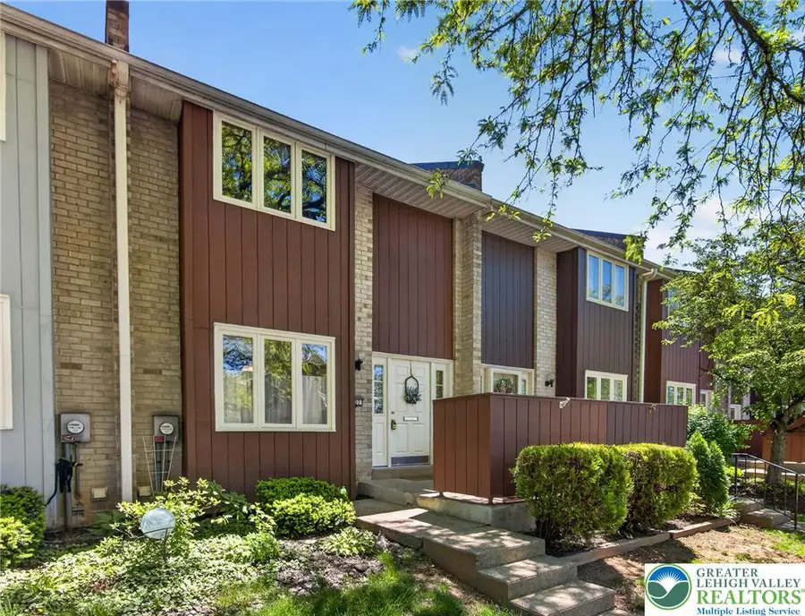407 Carver Drive, Bethlehem, PA 18017 - #2