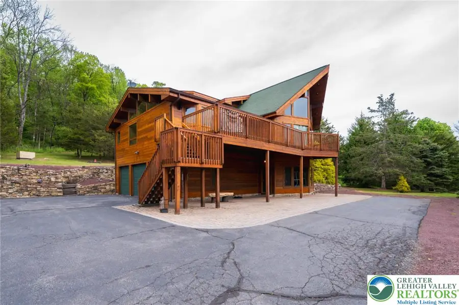 8 Highlands Lane, Hardwick, NJ 07825 - #2