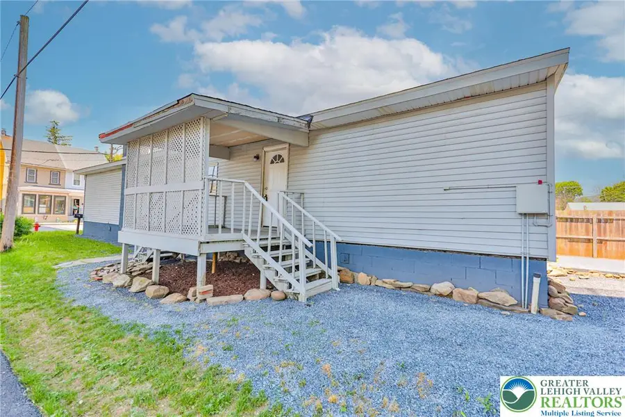 237 White Street, Weissport, PA 18235 - #2