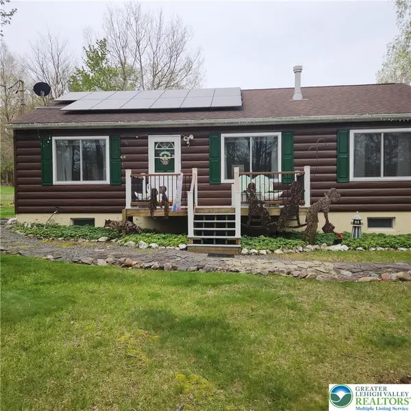 112 Lindburgh Circle, Penn Forest Twp, PA 18210