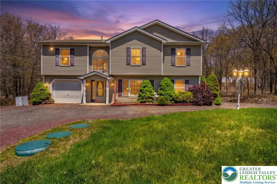 135 Harvest Way, Emerald Lakes, PA 18334 - #2