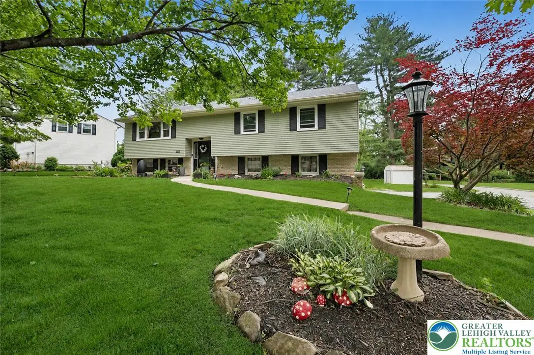 5970 Club House Lane, Lower Macungie, PA 18106 - #1