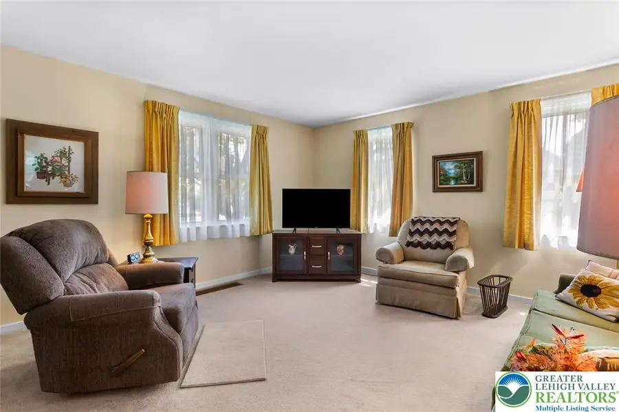 132 S Spruce Street, Nazareth, PA 18064 - #3