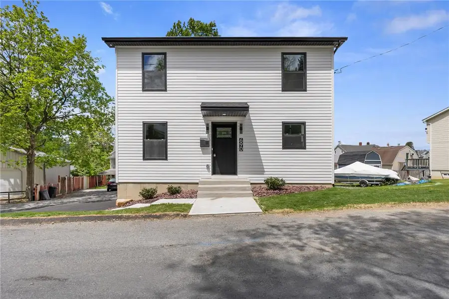 690 W Washington Street, Slatington, PA 18080 - #2