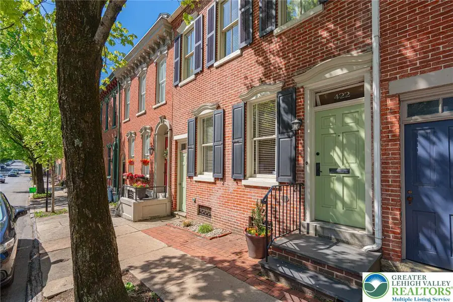 422 N 8th Street, Allentown, PA 18102 - #2