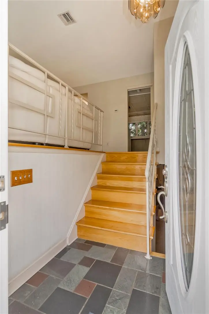 1837 Tacoma St, Hanover, PA 18109 - #2