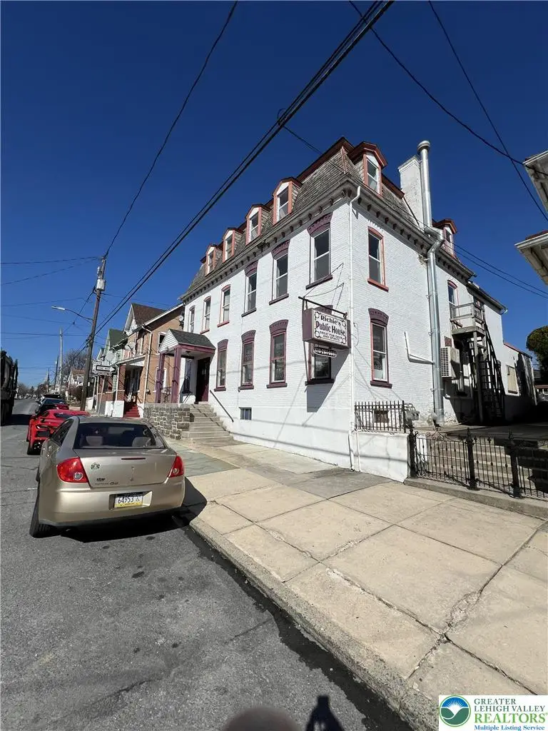 129 Howertown Road #129 and 131, Catasauqua, PA 18032 - #2