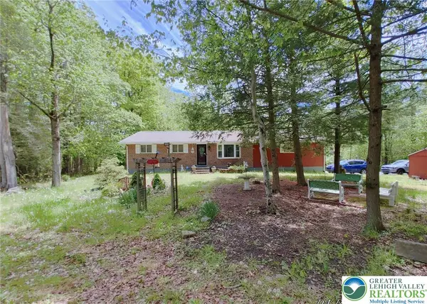105 Tulip Trail, Tobyhanna Twp, PA 18466