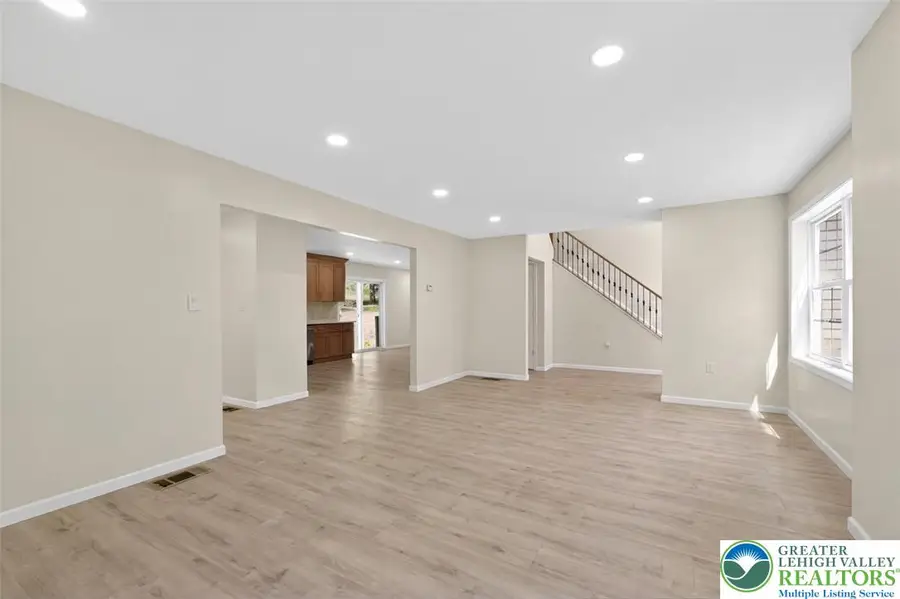 1965 Long Woods, Arlington Heights, PA 18360 - #3