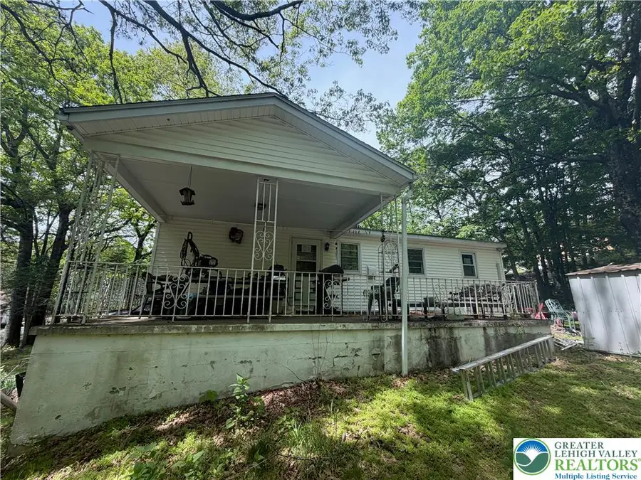 8 Laurel Lane, Mount Pocono, PA 18344 - #3