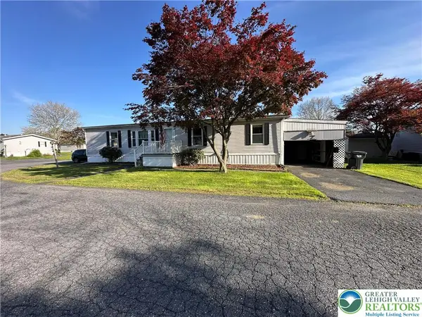 80 Juniper Court, East Allen Twp, PA 18014