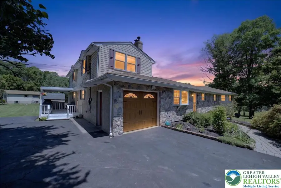 1433 Flint Hill Road, Springfield, PA 18036 - #2