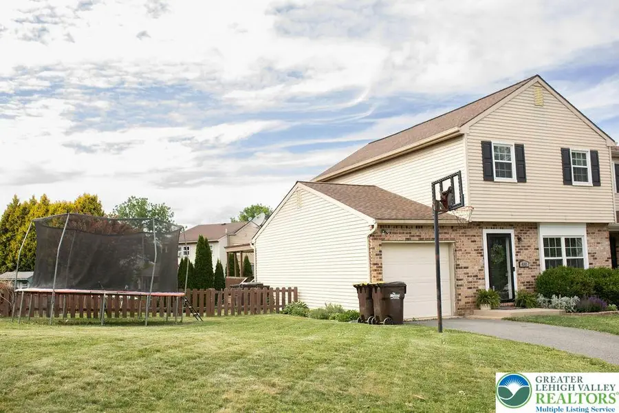 4161 Newport Drive, Upper Milford, PA 18049 - #2