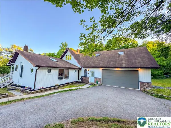 615 Twin Flower Circle, Towamensing Twp, PA 18058