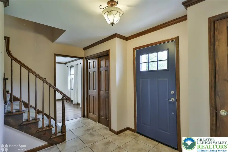 4074 Old Sentry Road, South Whitehall, PA 18104 - #3