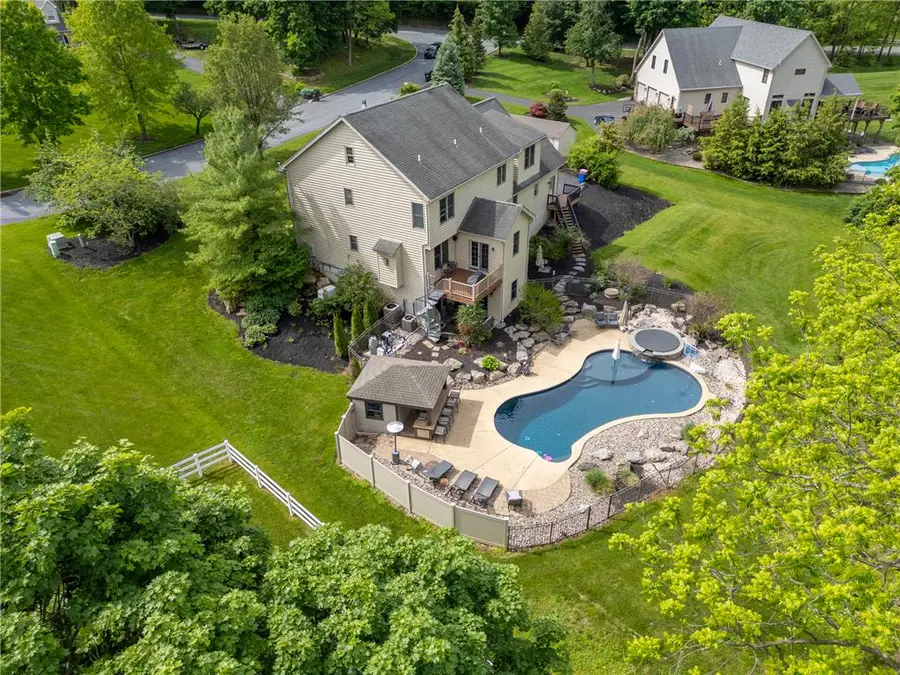4887 Harvest Lane, Zionsville, PA 18092 - #2