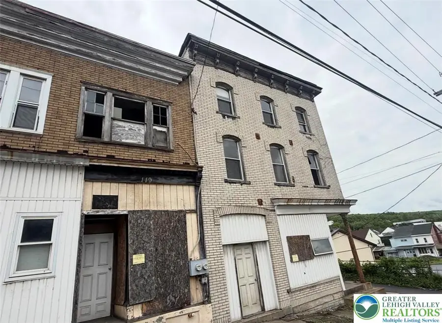 119 Centre Street, Shenandoah, PA 17976 - #2