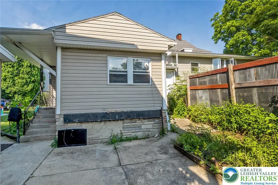 310 W Patterson Street, Lansford, PA 18232 - #3