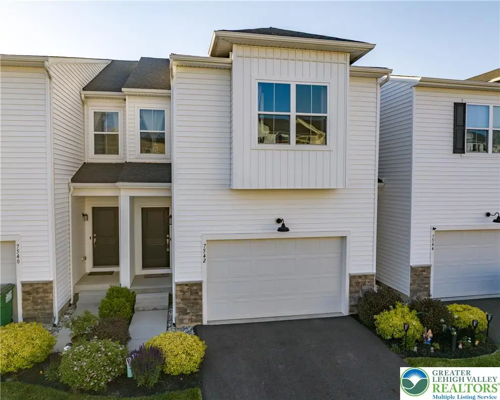 7542 Clayton Avenue, Upper Saucon, PA 18036 - #1
