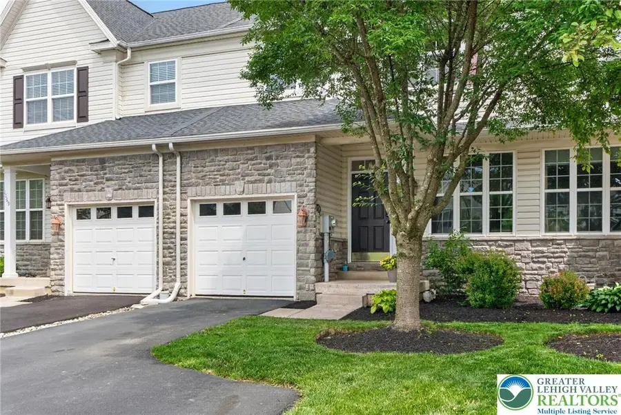 1071 King Way, Breinigsville, PA 18031 - #2