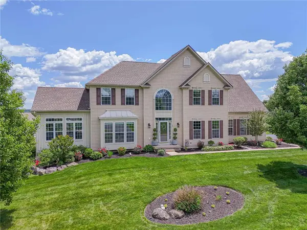 65 Joy Circle, Washington Twp, PA 19504